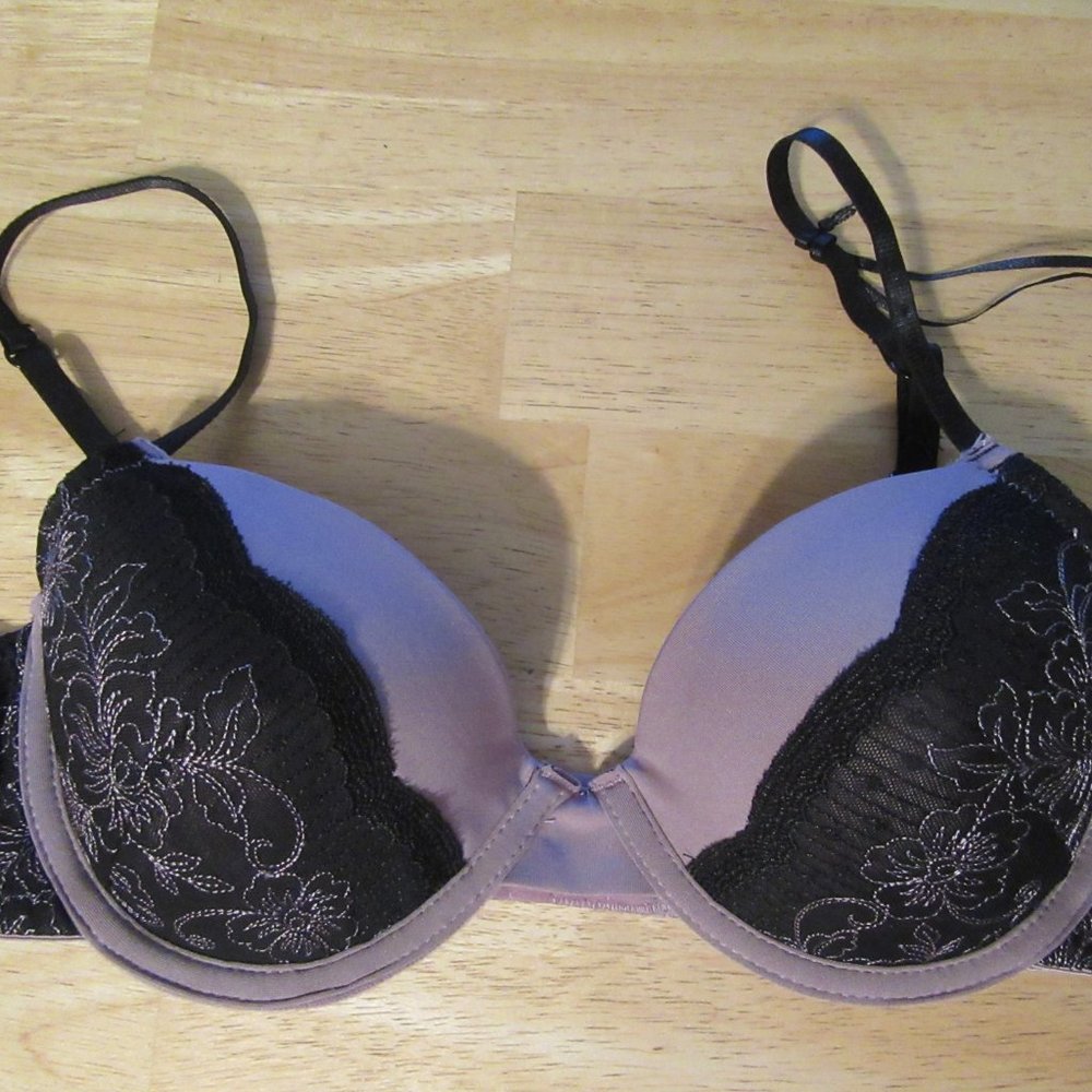 Cynthia Rowley 34B Purple W/ Black Embroidery NEW